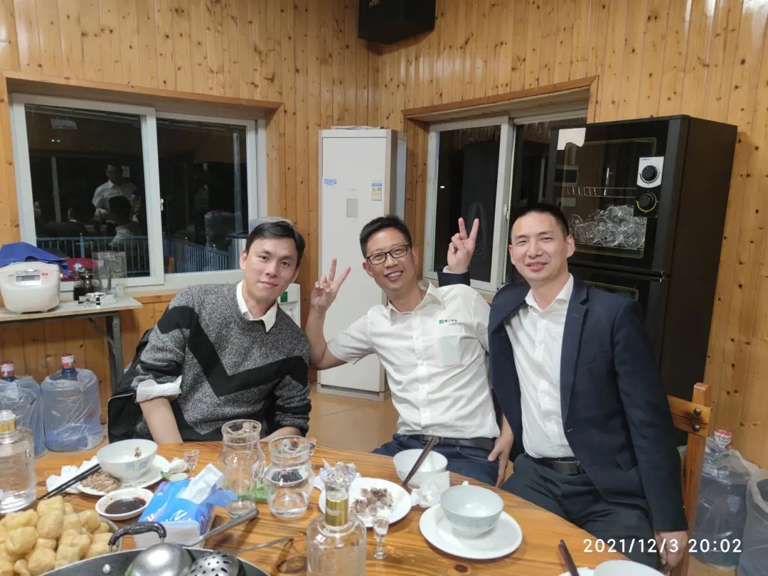 1638864167152899.jpg 640 (1).webp (1).jpg